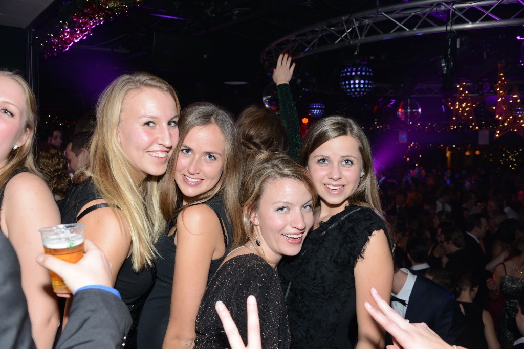 ../Images/Kerstfeest VdG 2014 209.jpg